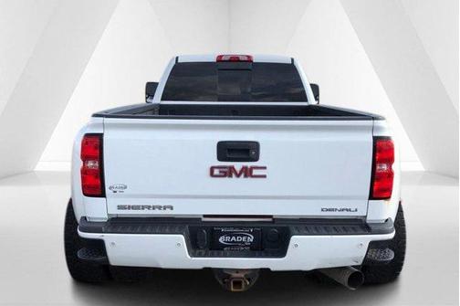 2017 GMC Sierra 3500 Denali