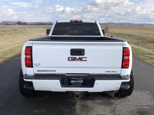 2017 GMC Sierra 3500 Denali