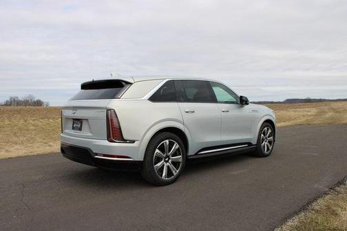 2025 Cadillac Escalade Luxury