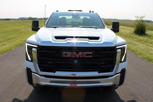2025 GMC Sierra 2500 Base