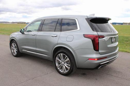 2023 Cadillac XT6 Premium Luxury FWD