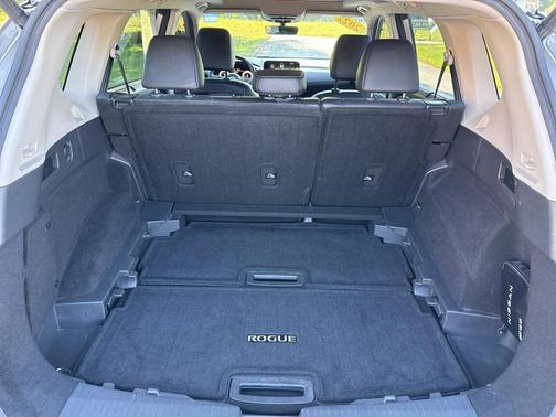 2022 Nissan Rogue Platinum