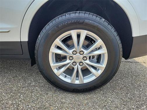 2024 Cadillac XT5 Luxury