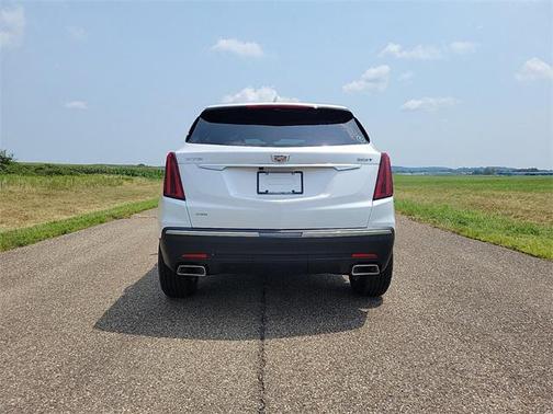 2024 Cadillac XT5 Luxury