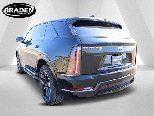 2025 Cadillac Escalade IQ Sport 2