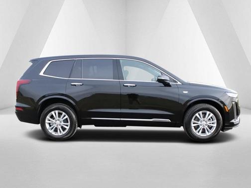 2025 Cadillac XT6 Luxury AWD