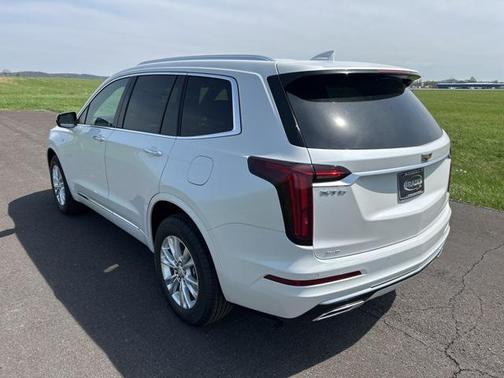 2025 Cadillac XT6 Luxury AWD