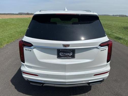 2025 Cadillac XT6 Luxury AWD