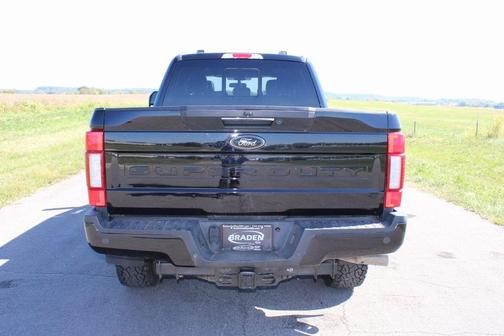 2022 Ford F-350 Lariat