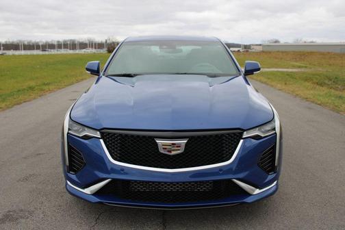 2023 Cadillac CT4 Sport