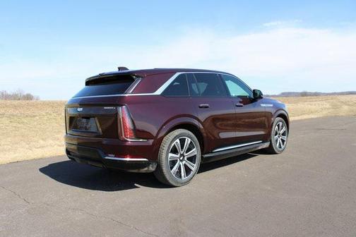 2025 Cadillac Escalade Luxury