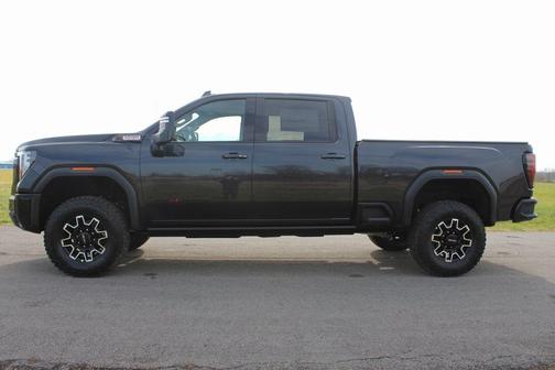 2026 GMC Sierra 2500 AT4