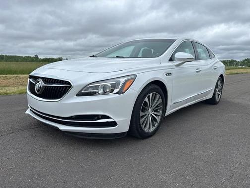 2017 Buick LaCrosse Essence