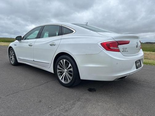 2017 Buick LaCrosse Essence