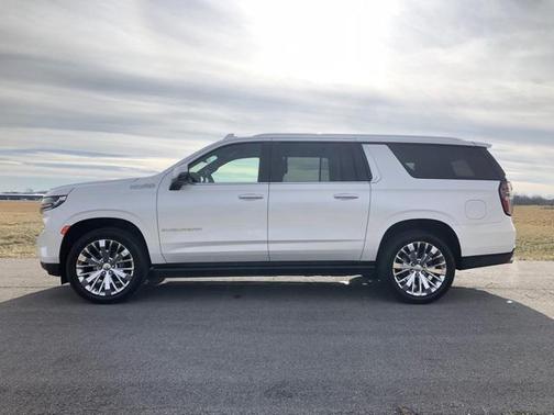 2021 Chevrolet Suburban 4WD High Country