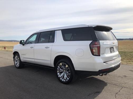 2021 Chevrolet Suburban 4WD High Country