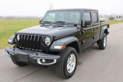 2023 Jeep Gladiator Sport S