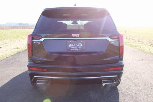 2025 Cadillac XT6 Luxury AWD