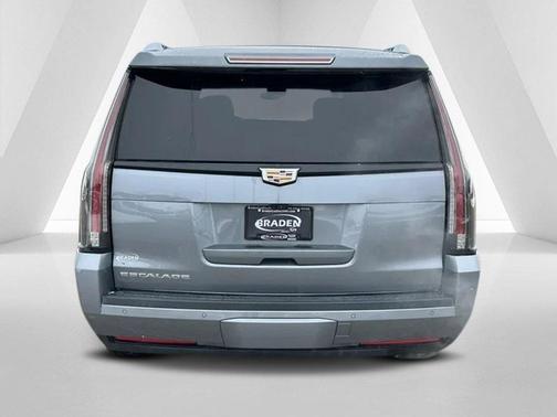 2020 Cadillac Escalade ESV Luxury