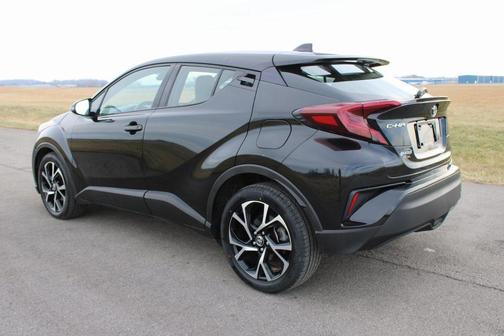 2021 Toyota C-HR XLE