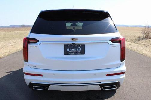 2025 Cadillac XT6 Luxury AWD