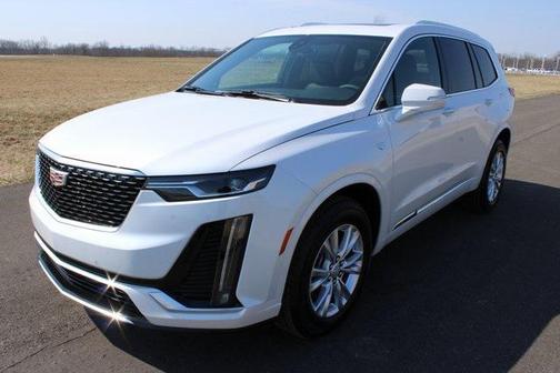 2025 Cadillac XT6 Luxury AWD