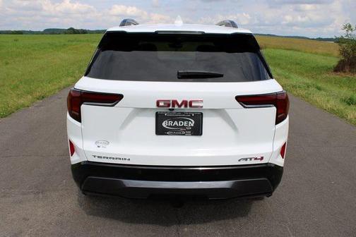 2026 GMC Terrain AWD AT4