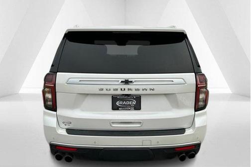 2023 Chevrolet Suburban 4WD High Country