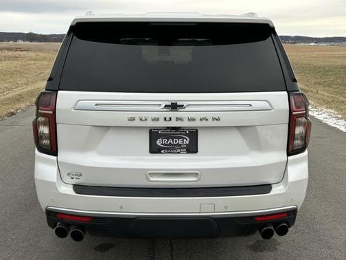 2023 Chevrolet Suburban 4WD High Country