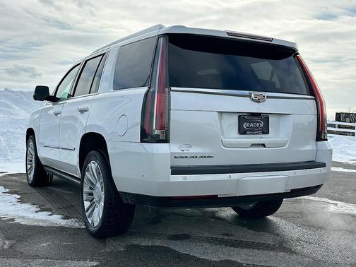 2020 Cadillac Escalade Platinum