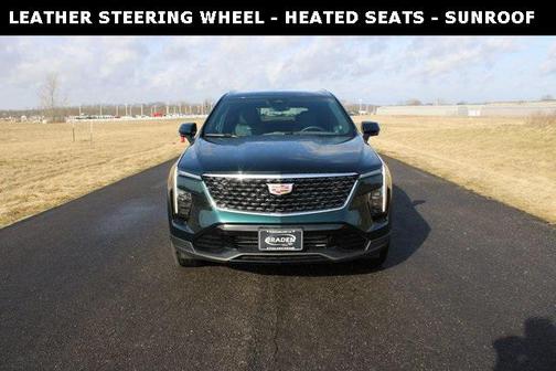 2025 Cadillac XT4 Premium Luxury