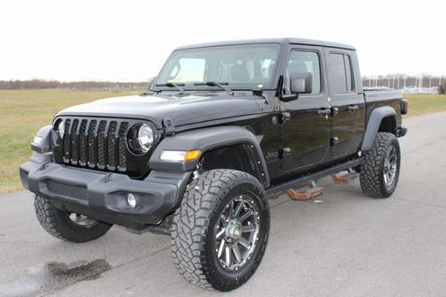 2022 Jeep Gladiator Sport