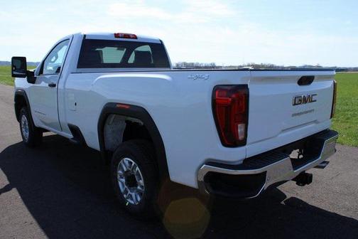 2025 GMC Sierra 2500 Base