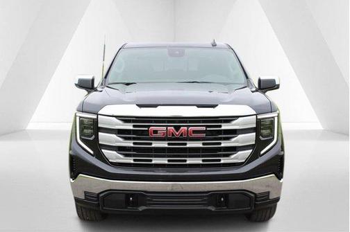 2025 GMC Sierra 1500 SLE