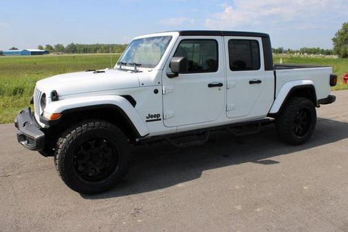 2021 Jeep Gladiator Sport