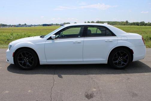 2021 Chrysler 300 S