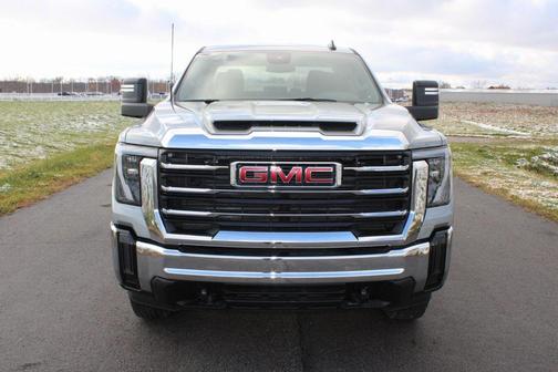 2026 GMC Sierra 2500 SLE