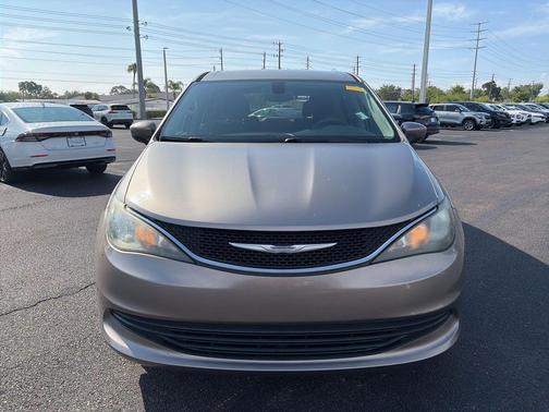 Molten Silver 2017 Chrysler Pacifica Touring