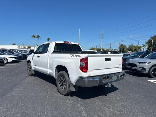 2016 Toyota Tundra SR5