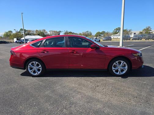 2025 Honda Accord LX 1.5T