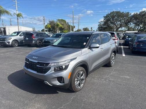 2025 Kia Seltos LX
