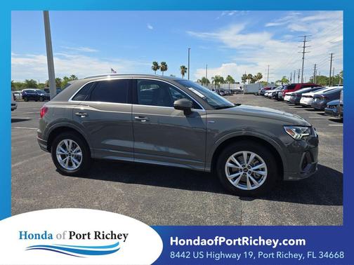 Chronos Gray Metallic 2024 Audi Q3 Premium 45 TFSI S line quattro Tiptronic
