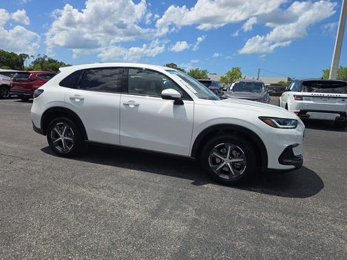 Platinum White Pearl 2025 Honda HR-V EX-L