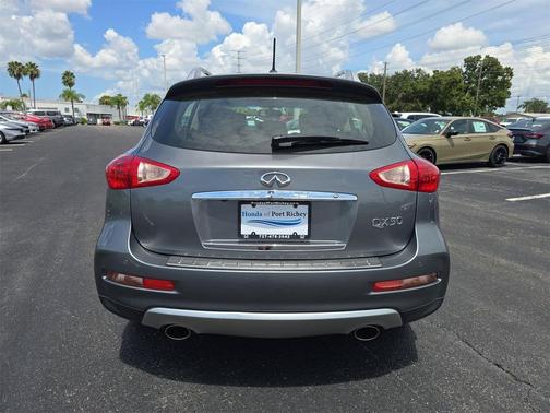 2017 INFINITI QX50 Base
