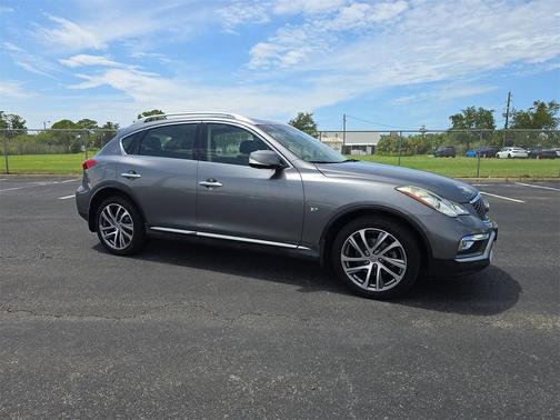 2017 INFINITI QX50 Base