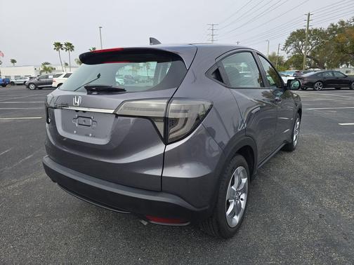 2022 Honda HR-V LX