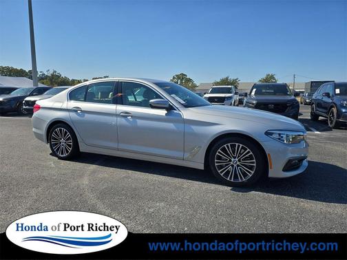2018 BMW 530 530i
