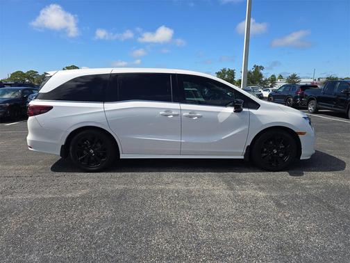 2023 Honda Odyssey Sport