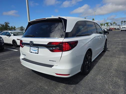 2023 Honda Odyssey Sport