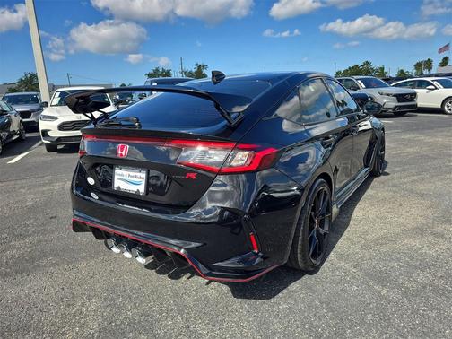 2024 Honda Civic Type R Base
